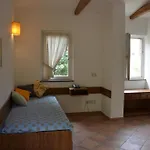 Nocleg ze śniadaniem Borgo Piazza Country Farm Borgia
