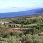 Borgo Piazza Country Farm 3*