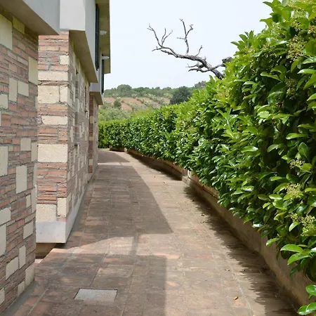 Borgo Piazza Country Farm Bed & Breakfast