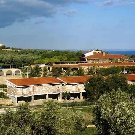 Borgo Piazza Country Farm