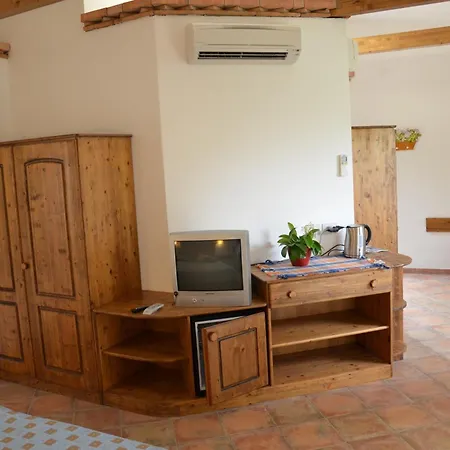 Borgo Piazza Country Farm