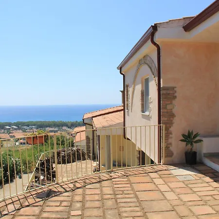 Borgo Piazza Country Farm Bed & Breakfast 3*
