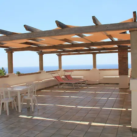 Borgo Piazza Country Farm Bed & Breakfast