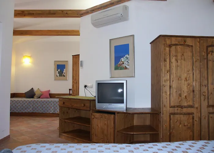 Borgo Piazza Country Farm Borgia