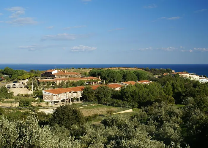 Borgo Piazza Country Farm Alojamento de Acomodação e Pequeno-almoço 3*