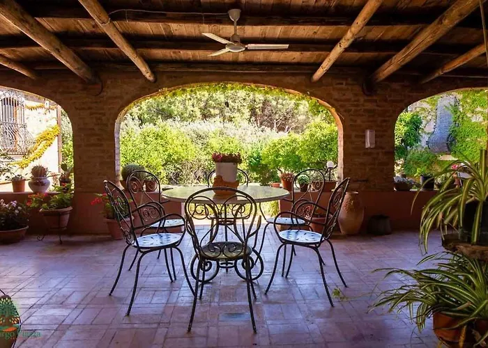 Borgo Piazza Country Farm Alojamento de Acomodação e Pequeno-almoço Borgia